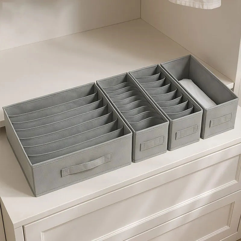 Organizador de Gavetas Crystal: Clareza e Ordem para Seu Closet